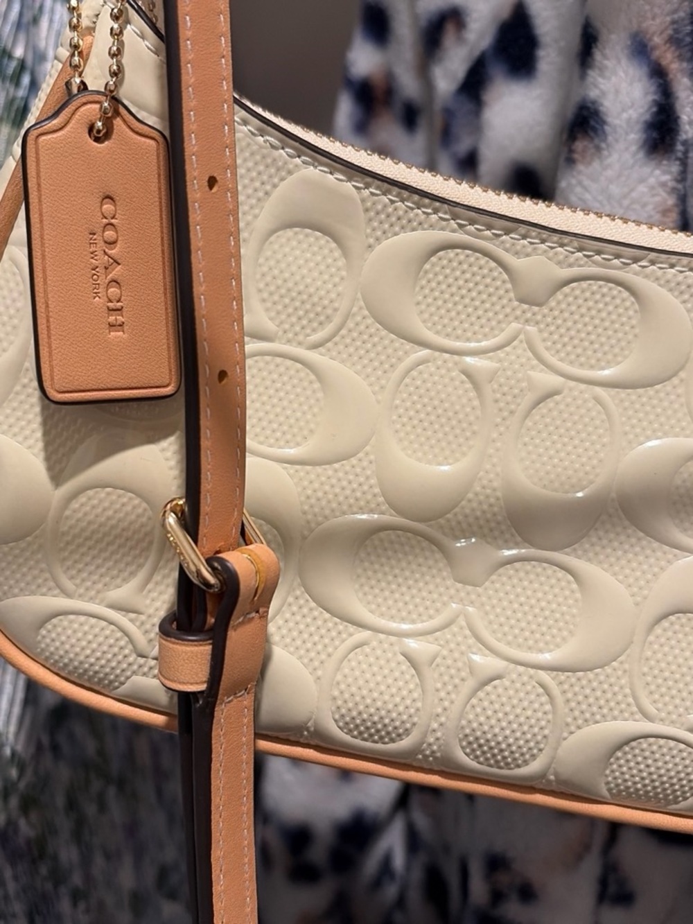 Coach Cream Signature Embossed Shoulder Bag with Tan Trim - Picture 5 of 7